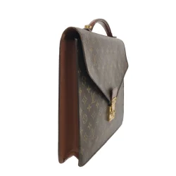 Louis Vuitton documents 