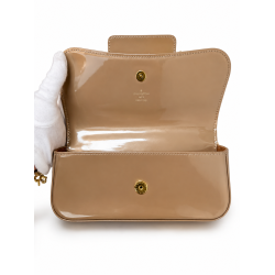 �Louis Vuitton Reborn Sequin Clutch