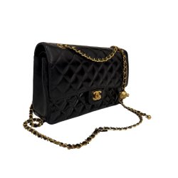 Chanel medium double flap 