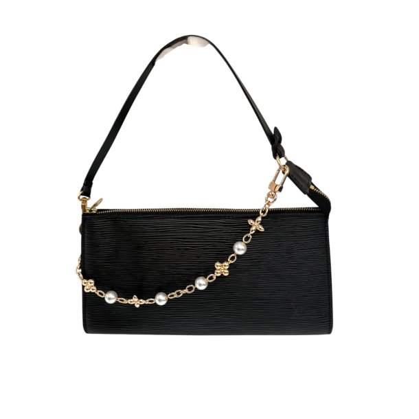 Louis Vuitton Pochette EPI